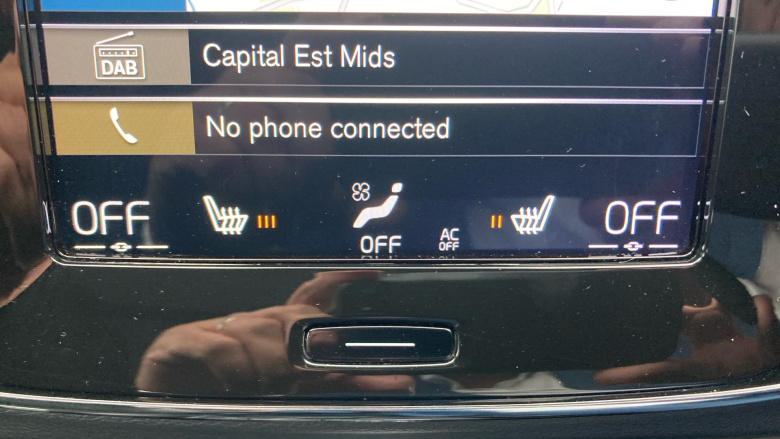 Volvo Xc40 1.5 T3 R DESIGN 5dr Petrol Estate